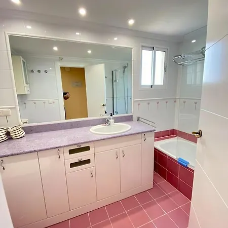 Апартаменты 3 Bed 2 Bath Sea View Urba Europa Кампелло