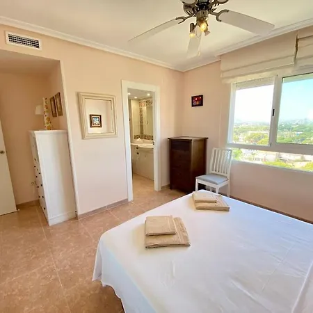 Апартаменты 3 Bed 2 Bath Sea View Urba Europa Кампелло