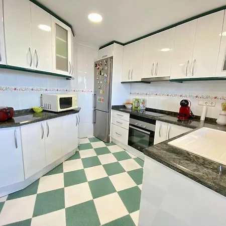 Апартаменты 3 Bed 2 Bath Sea View Urba Europa Кампелло